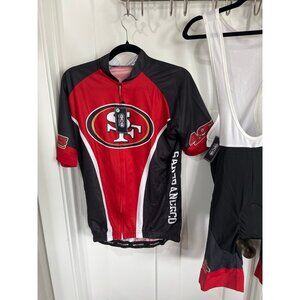 two-piece set is a San Francisco 49ers-themed cycling kit size is XL